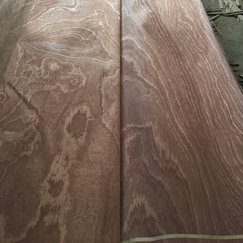 Sapele face veneer
